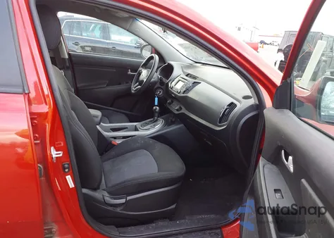 2014 Kia Sportage Lx z USA, uszkodzony, nr VIN KNDPBCAC4E7640892